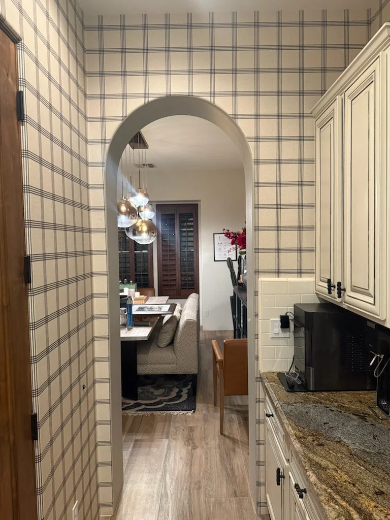 Phinney Ridge wallpaper installation
